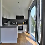 펜션 Moderne Dhh Mit Zwei 게르슈토펜