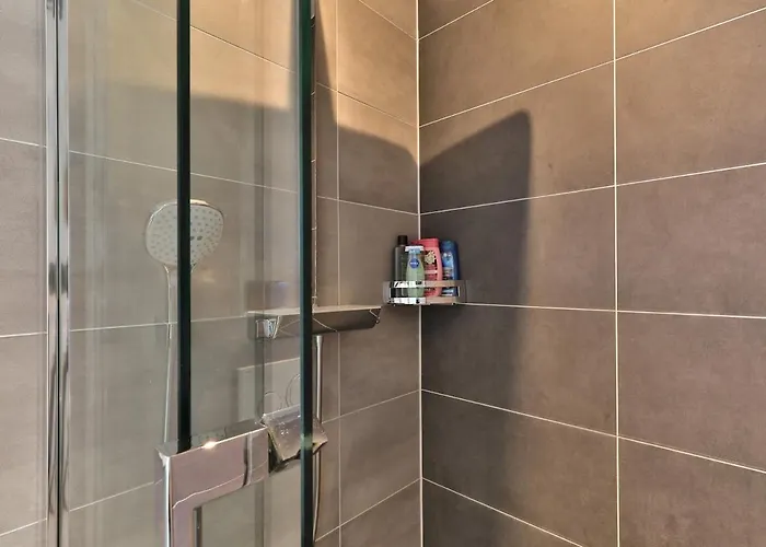 Moderne Dhh Mit Zwei Tatil Evi *